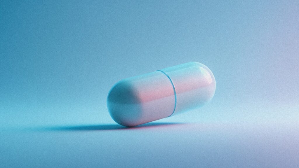 BridgeBio's Switch Data, FDA De-Risks HRT, Centivax Universal Flu — Oral Dwarfism Drug Beats Injectable Benchmarks, Pancreatic Cancer Device Approved, Seres & Ultragenyx Cut Staff